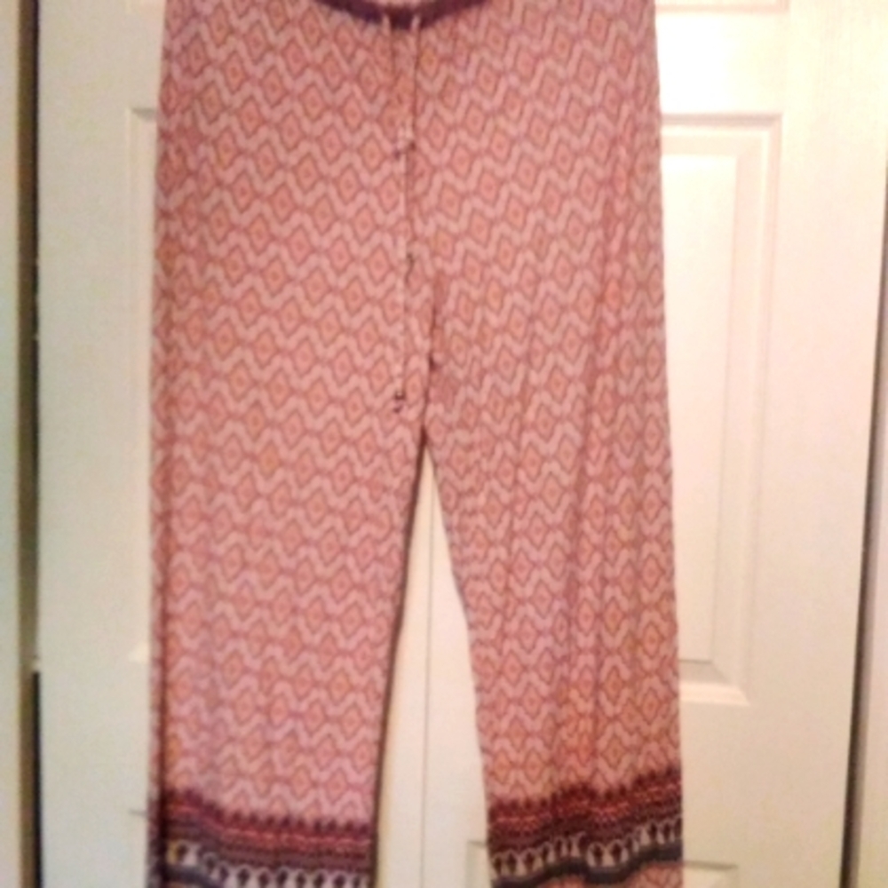 Cato's women's plus size 14/16 w casual lightweight pants